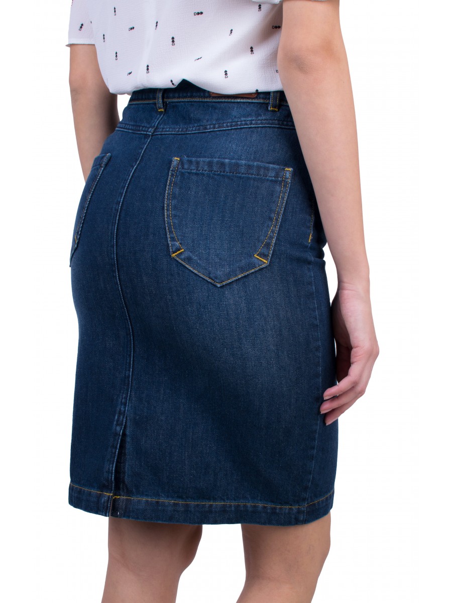 V LINE SKIRT IN BLACK RAW DENIM